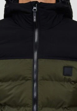 Indicode Jeans Tussenjassen Tussenjas Eberhardy Heren Groen -Indicode Jeans Verkoop 054b76c93d494b35a822e04cdac63bde