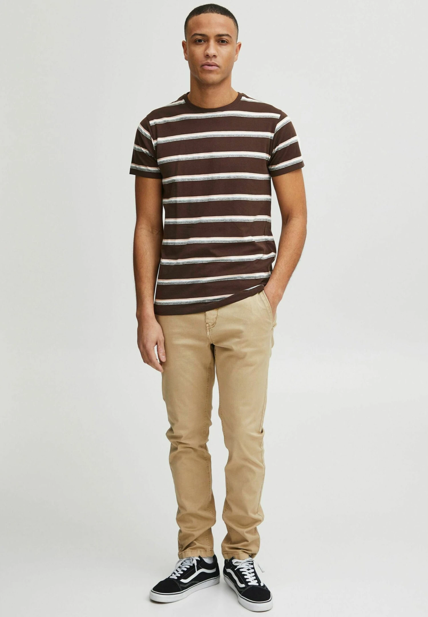 Indicode Jeans T-Shirt Print - Coffee Bean 2 Indicode Jeans T-Shirt Print - Coffee Bean - Image 2