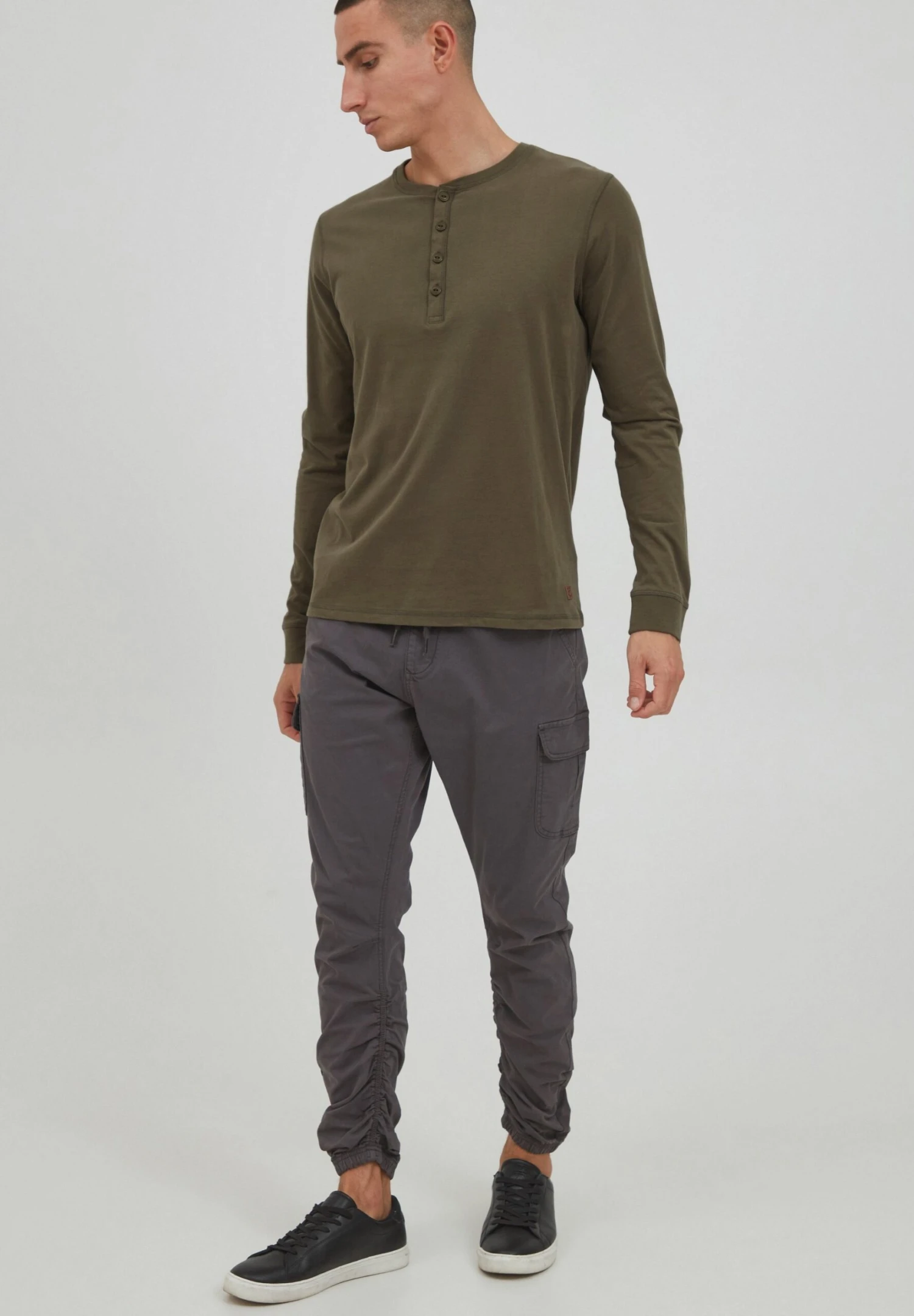 Indicode Jeans Idarmando - Longsleeve - Army 2 Indicode Jeans Idarmando - Longsleeve - Army - Image 2