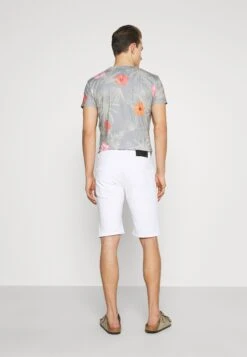 Indicode Jeans Kaden Holes - Jeansshort - Offwhite -Indicode Jeans Verkoop 53caf471d46f41a98d464e1e5942e9ef