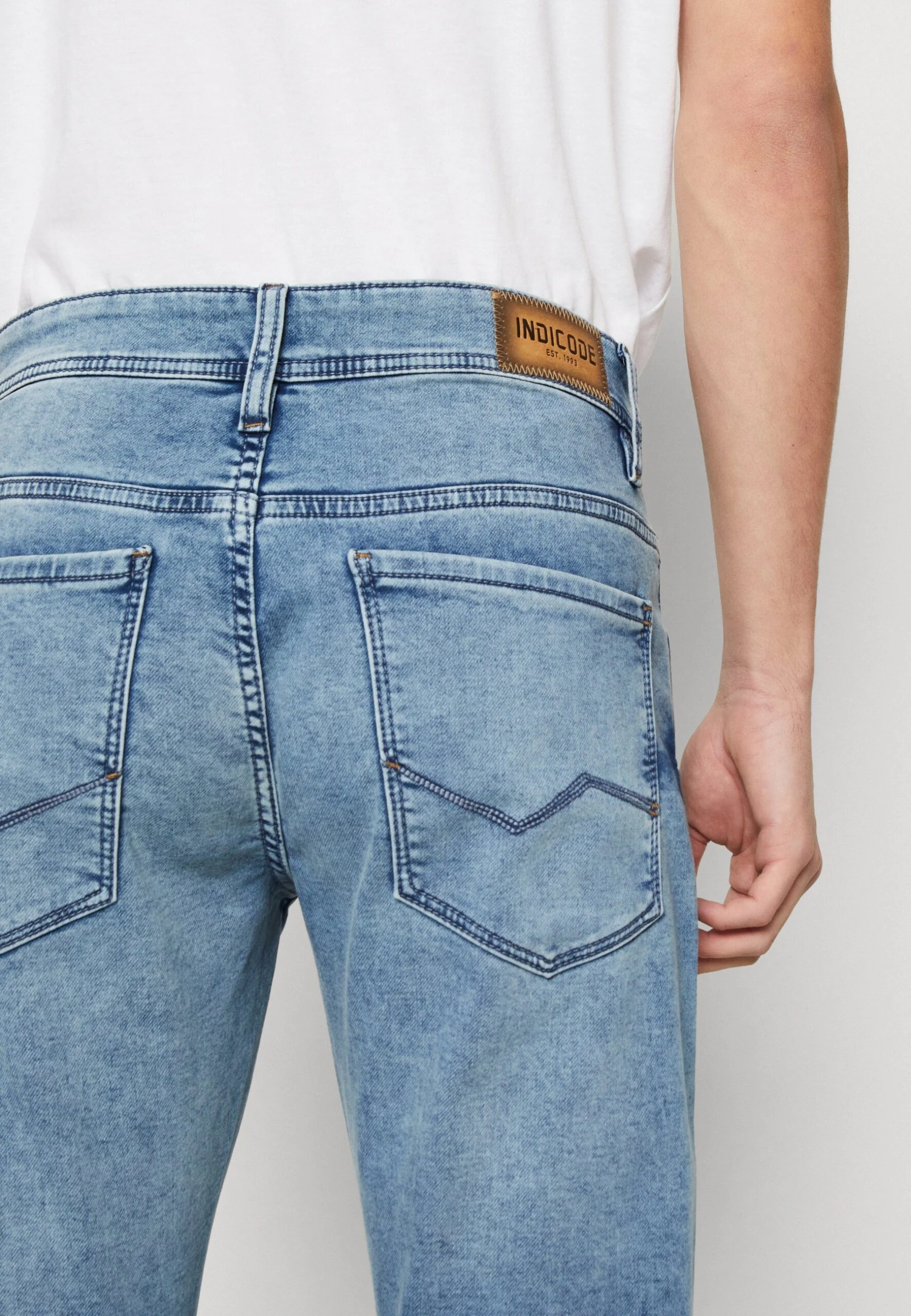 Indicode Jeans Coil Jogger - Jeans Tapered Fit - Salty Bleach 6 Indicode Jeans Coil Jogger - Jeans Tapered Fit - Salty Bleach - Image 6