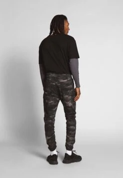 Indicode Jeans Lakeland - Cargobroek - Grey -Indicode Jeans Verkoop b1c59d15e0af4ef7a3d1e96a6ad55e0c