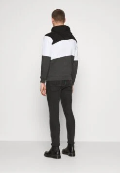 Indicode Jeans Pessac - Hoodie - Black -Indicode Jeans Verkoop bae5b248d4b74e34ab7b4632c52f9a37