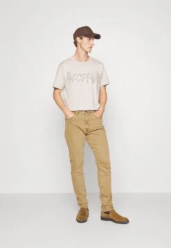 Indicode Jeans Incalli - Relaxed Fit Jeans - Otter -Indicode Jeans Verkoop c181aabf18054cb28961eb7fe00851e4