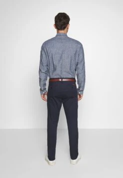 Indicode Jeans Gover - Chino - Navy -Indicode Jeans Verkoop e019366056b04595ad123051ef149e4d